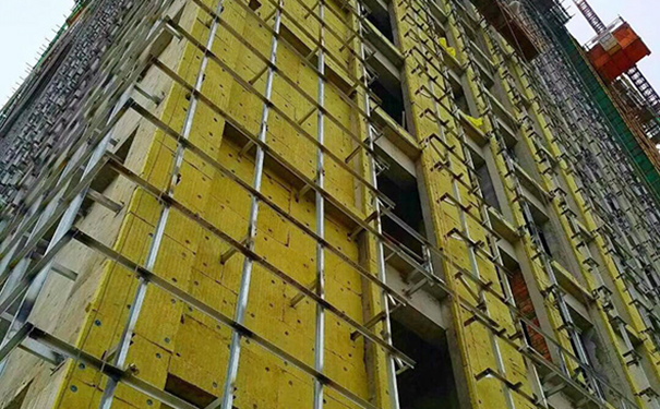 外墻保溫裝飾材料火災(zāi)風(fēng)險(xiǎn)預(yù)防及處置措施！