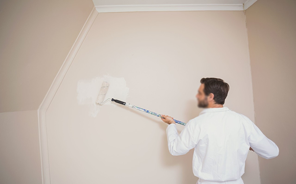 粉刷墻壁用的白色涂料是什么漆?