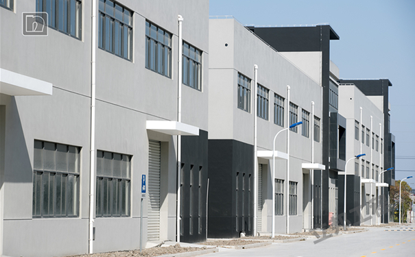 外墻裝修用什么材料最實(shí)惠耐用?