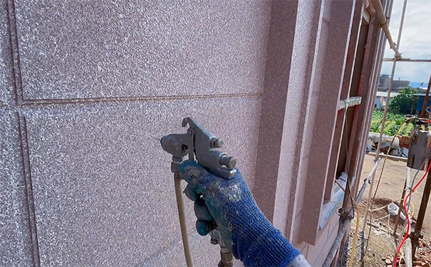 一公斤水包砂可噴多大？